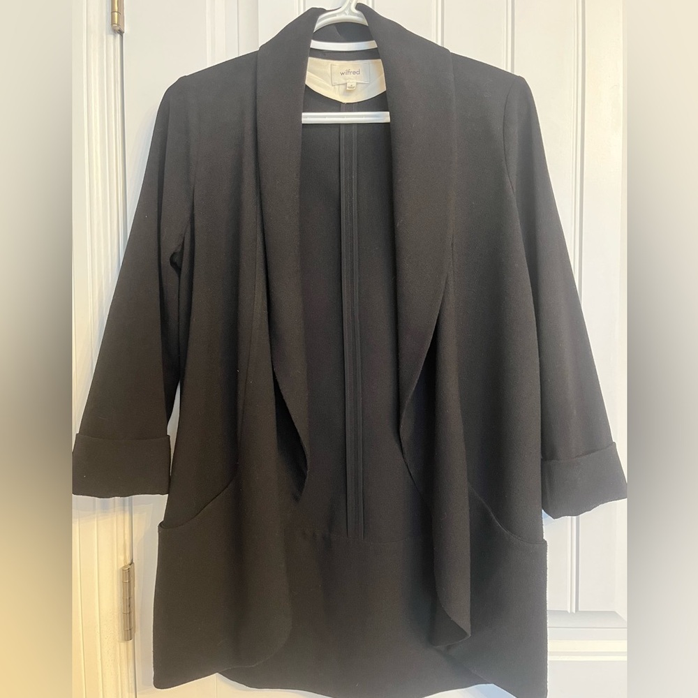 Wilfred Aritzia Classic Black Blazer